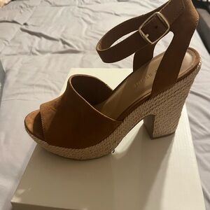 Sun and stone sandal worn once